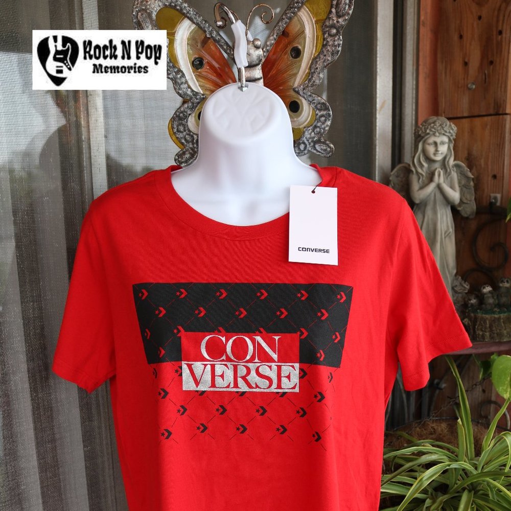 Converse Graphic Tee Crew-Neck T-Shirt Red NWT